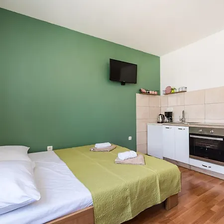 Walls Apartment
